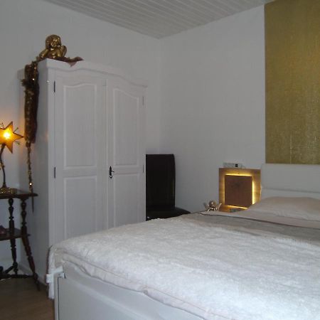 Oberotterbach Ferienwohnung Rosentraum מראה חיצוני תמונה